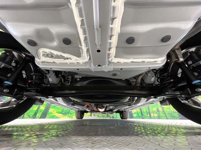 ライズ Ｚ　ハイブリッド車　登録済未使用車　スマートアシスト　純正９型ディスプレイ　全周囲カメラ　前席シートヒーター　コーナーセンサー　シーケンシャルターンランプ　ＬＥＤライト　オートライト　オートエアコン（19枚目）