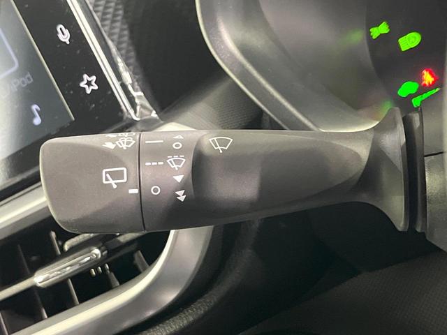 ライズ Ｚ　ハイブリッド車　登録済未使用車　スマートアシスト　純正９型ディスプレイ　全周囲カメラ　前席シートヒーター　コーナーセンサー　シーケンシャルターンランプ　ＬＥＤライト　オートライト　オートエアコン（23枚目）