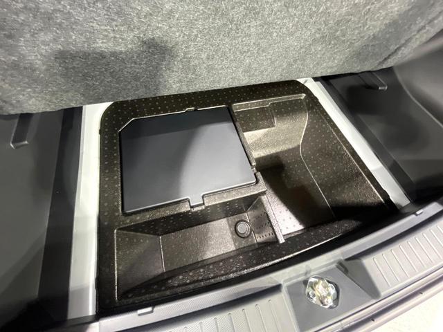 ライズ Ｚ　ハイブリッド車　登録済未使用車　スマートアシスト　純正９型ディスプレイ　全周囲カメラ　前席シートヒーター　コーナーセンサー　シーケンシャルターンランプ　ＬＥＤライト　オートライト　オートエアコン（50枚目）