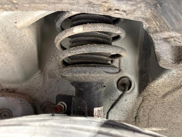 スペーシア ハイブリッドG 禁煙車 セーフティサポート メモリーナビ Bluetooth再生 バックカメラ 両側スライドドア オートエアコン スマートキー LEDライト オートライト 横滑り防止装置 アイドリングストップ(31枚目)