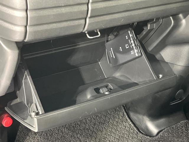 スペーシア ハイブリッドG 禁煙車 セーフティサポート メモリーナビ Bluetooth再生 バックカメラ 両側スライドドア オートエアコン スマートキー LEDライト オートライト 横滑り防止装置 アイドリングストップ(45枚目)