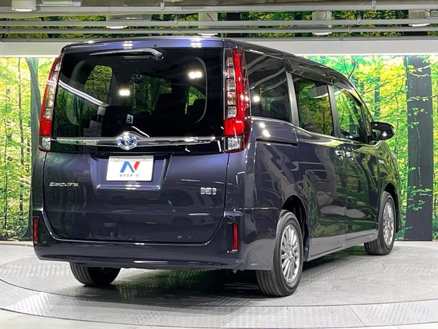 エスクァイア ハイブリッドＸｉ　禁煙車　７人乗り　セーフティセンス　純正ナビ　バックカメラ　両側電動スライド　前席シートヒーター　車線逸脱警報　オートハイビーム　ＬＥＤライト　デュアルオートエアコン　ドラレコ　スマートキー　ＥＴＣ（17枚目）