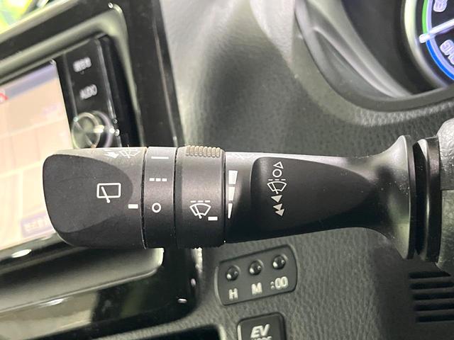 エスクァイア ハイブリッドＸｉ　禁煙車　７人乗り　セーフティセンス　純正ナビ　バックカメラ　両側電動スライド　前席シートヒーター　車線逸脱警報　オートハイビーム　ＬＥＤライト　デュアルオートエアコン　ドラレコ　スマートキー　ＥＴＣ（33枚目）