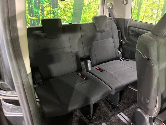 エスクァイア ハイブリッドＸｉ　禁煙車　７人乗り　セーフティセンス　純正ナビ　バックカメラ　両側電動スライド　前席シートヒーター　車線逸脱警報　オートハイビーム　ＬＥＤライト　デュアルオートエアコン　ドラレコ　スマートキー　ＥＴＣ（60枚目）