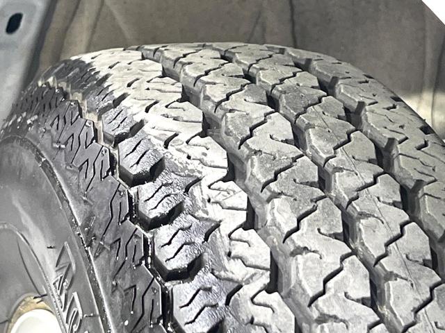 ピクシストラック スタンダード　禁煙車　スマートアシスト　誤発進抑制機能　純正オーディオ　コーナーセンサー　横滑り防止装置　アイドリングストップ　オートライト　オートハイビーム（29枚目）