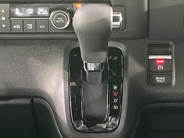 Ｎ－ＢＯＸカスタム ベースグレード　届出済未使用車　ホンダセンシング　電動スライドドア　レーンアシスト　前席シートヒーター　オートエアコン　ＬＥＤライト　オートライト　電動パーキングブレーキ　スマートキー（6枚目）