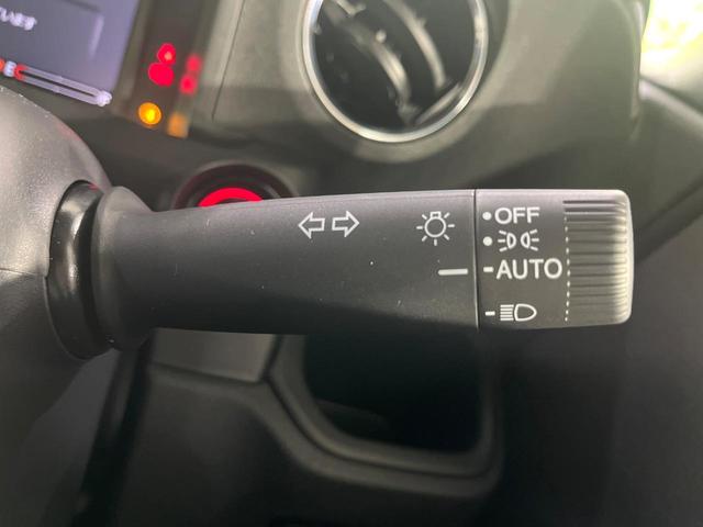 Ｎ－ＢＯＸカスタム ベースグレード　届出済未使用車　ホンダセンシング　電動スライドドア　レーンアシスト　前席シートヒーター　オートエアコン　ＬＥＤライト　オートライト　電動パーキングブレーキ　スマートキー（25枚目）