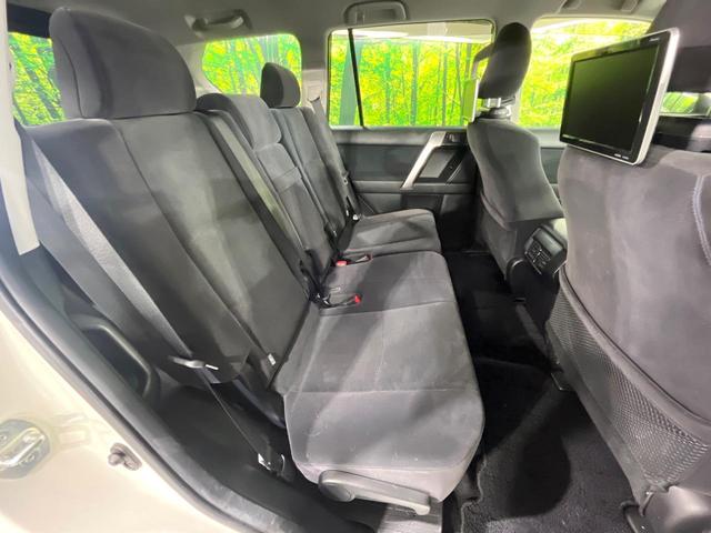 ランドクルーザープラド ＴＸ　後期型　７人乗り　４ＷＤ　禁煙車　セーフティセンス　メモリーナビ　バックカメラ　コーナーセンサー　ＬＥＤライト　オートハイビーム　レーダークルーズコントロール　ブラックルーフレール（9枚目）