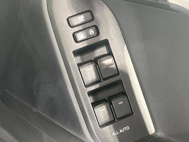 ランドクルーザープラド ＴＸ　後期型　７人乗り　４ＷＤ　禁煙車　セーフティセンス　メモリーナビ　バックカメラ　コーナーセンサー　ＬＥＤライト　オートハイビーム　レーダークルーズコントロール　ブラックルーフレール（41枚目）