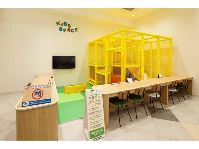 マーチ １２Ｘ　３０ｔｈハピネス　禁煙車　特別仕様車　純正ナビ　地デジ　バックカメラ　スマートキー　プッシュスタート　ＥＴＣ　ＬＥＤライト　ドラレコ　電動格納ミラー　１５インチアルミホイール（69枚目）