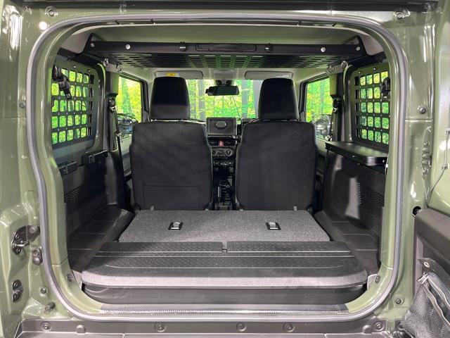 ジムニー ＸＧ　４ＷＤ　禁煙車　ＭＴ車　ターボ　セーフティサポート　デジタルインナーミラー　オートライト　ＬＥＤライト　車線逸脱警報　ダウンヒルアシストコントロール　アイドリングストップ　キーレス（10枚目）