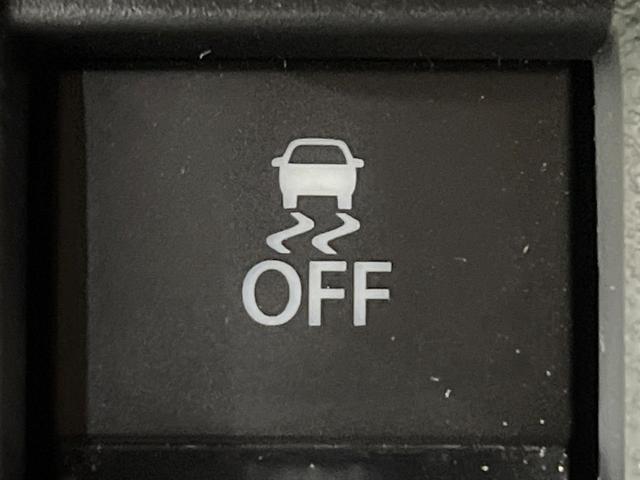 ジムニー ＸＧ　４ＷＤ　禁煙車　ＭＴ車　ターボ　セーフティサポート　デジタルインナーミラー　オートライト　ＬＥＤライト　車線逸脱警報　ダウンヒルアシストコントロール　アイドリングストップ　キーレス（22枚目）