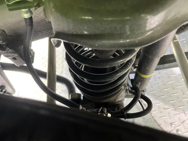 ジムニー ＸＧ　４ＷＤ　禁煙車　ＭＴ車　ターボ　セーフティサポート　デジタルインナーミラー　オートライト　ＬＥＤライト　車線逸脱警報　ダウンヒルアシストコントロール　アイドリングストップ　キーレス（47枚目）