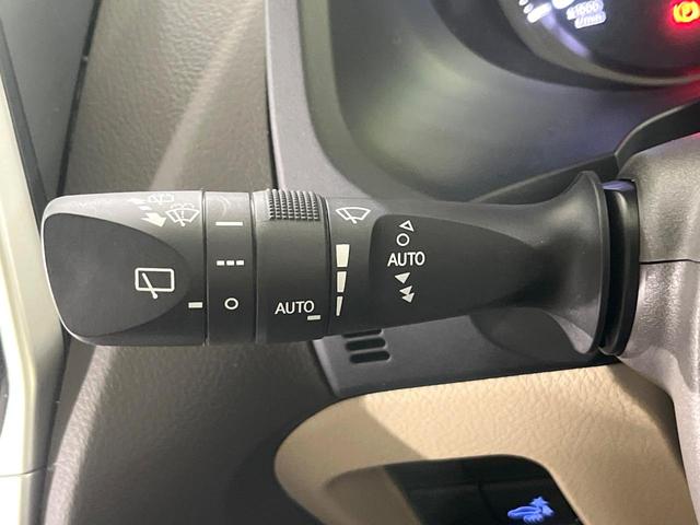 ランドクルーザープラド ＴＸ　Ｌパッケージ　禁煙車　７人乗　後期型　サンルーフ　ＢＩＧ－Ｘ９型ナビ　バックカメラ　シートエアコン　ルーフレール　前席パワーシート　ＥＴＣ　レーダークルーズコントロール　ＬＥＤライト　オートハイビーム　ベージュ革（26枚目）