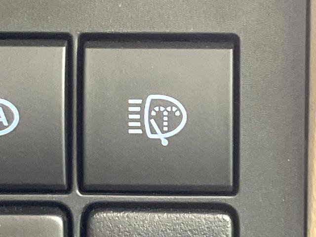 ランドクルーザープラド ＴＸ　Ｌパッケージ　禁煙車　７人乗　後期型　サンルーフ　ＢＩＧ－Ｘ９型ナビ　バックカメラ　シートエアコン　ルーフレール　前席パワーシート　ＥＴＣ　レーダークルーズコントロール　ＬＥＤライト　オートハイビーム　ベージュ革（33枚目）