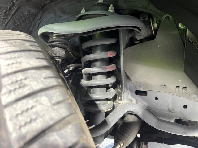 ランドクルーザープラド ＴＸ　Ｌパッケージ　禁煙車　７人乗　後期型　サンルーフ　ＢＩＧ－Ｘ９型ナビ　バックカメラ　シートエアコン　ルーフレール　前席パワーシート　ＥＴＣ　レーダークルーズコントロール　ＬＥＤライト　オートハイビーム　ベージュ革（60枚目）