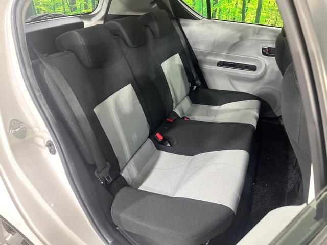 アクア Ｓ　禁煙車　純正ナビ　Ｂｌｕｅｔｏｏｔｈ再生　オートエアコン　ＥＴＣ　キーレスエントリー　純正１５インチアルミホイール　電動格納ミラー　スペアタイヤ　ライトレベライザー（9枚目）