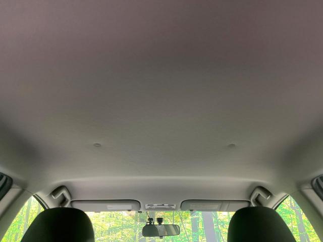 アクア Ｓ　禁煙車　純正ナビ　Ｂｌｕｅｔｏｏｔｈ再生　オートエアコン　ＥＴＣ　キーレスエントリー　純正１５インチアルミホイール　電動格納ミラー　スペアタイヤ　ライトレベライザー（35枚目）