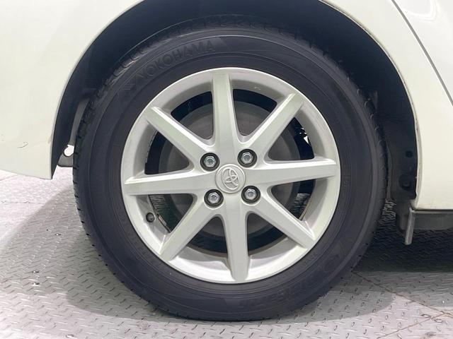 アクア Ｓ　禁煙車　純正ナビ　Ｂｌｕｅｔｏｏｔｈ再生　オートエアコン　ＥＴＣ　キーレスエントリー　純正１５インチアルミホイール　電動格納ミラー　スペアタイヤ　ライトレベライザー（49枚目）