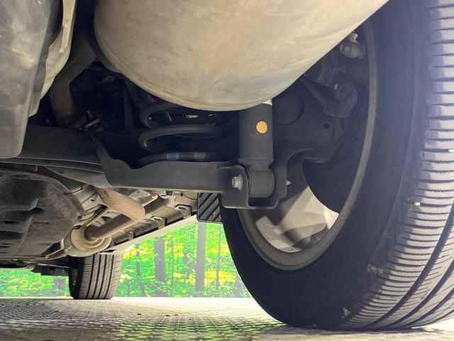 ヴェゼル ハイブリッドＺ・ホンダセンシング　禁煙車　後期型　衝突軽減装置　純正ナビ　バックカメラ　前席シートヒーター　パドルシフト　オートエアコン　ＬＥＤライト　オートライト　ＥＴＣ　レーンアシスト　純正１７インチＡＷ　アダプティブクルーズ（20枚目）