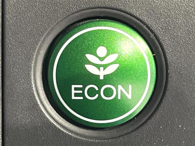 ヴェゼル ハイブリッドＺ・ホンダセンシング　禁煙車　後期型　衝突軽減装置　純正ナビ　バックカメラ　前席シートヒーター　パドルシフト　オートエアコン　ＬＥＤライト　オートライト　ＥＴＣ　レーンアシスト　純正１７インチＡＷ　アダプティブクルーズ（27枚目）