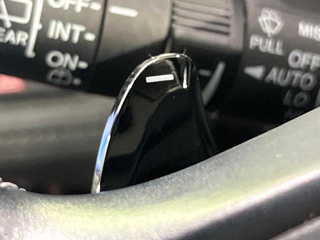 ヴェゼル ハイブリッドＺ・ホンダセンシング　禁煙車　後期型　衝突軽減装置　純正ナビ　バックカメラ　前席シートヒーター　パドルシフト　オートエアコン　ＬＥＤライト　オートライト　ＥＴＣ　レーンアシスト　純正１７インチＡＷ　アダプティブクルーズ（28枚目）