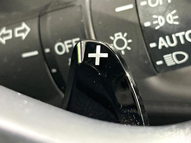 ヴェゼル ハイブリッドＺ・ホンダセンシング　禁煙車　後期型　衝突軽減装置　純正ナビ　バックカメラ　前席シートヒーター　パドルシフト　オートエアコン　ＬＥＤライト　オートライト　ＥＴＣ　レーンアシスト　純正１７インチＡＷ　アダプティブクルーズ（29枚目）