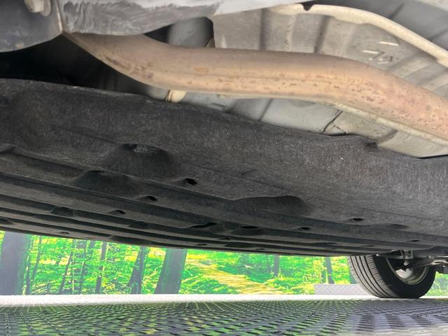 ヴェゼル ハイブリッドＺ・ホンダセンシング　禁煙車　後期型　衝突軽減装置　純正ナビ　バックカメラ　前席シートヒーター　パドルシフト　オートエアコン　ＬＥＤライト　オートライト　ＥＴＣ　レーンアシスト　純正１７インチＡＷ　アダプティブクルーズ（52枚目）