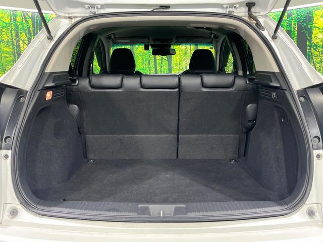 ヴェゼル ハイブリッドＺ・ホンダセンシング　禁煙車　後期型　衝突軽減装置　純正ナビ　バックカメラ　前席シートヒーター　パドルシフト　オートエアコン　ＬＥＤライト　オートライト　ＥＴＣ　レーンアシスト　純正１７インチＡＷ　アダプティブクルーズ（53枚目）