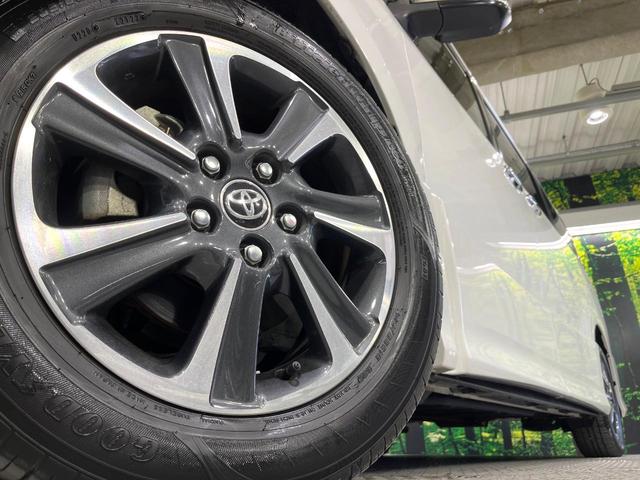 ヴォクシー ＺＳ　煌ＩＩ　禁煙車　後期型　セーフティセンス　ＢＩＧ－Ｘ１１型ナビ　フリップダウンモニター　バックカメラ　両側電動スライド　リアオートエアコン　車線逸脱警報　オートハイビーム　ＬＥＤライト　ＥＴＣ　ドラレコ（13枚目）