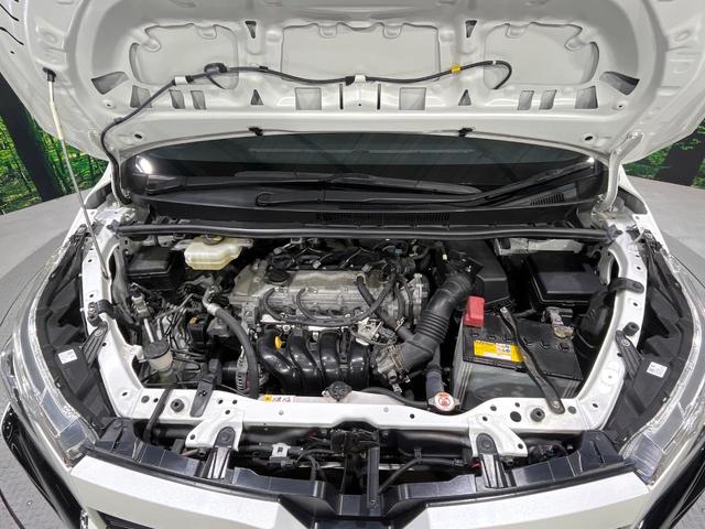 ヴォクシー ＺＳ　煌ＩＩ　禁煙車　後期型　セーフティセンス　ＢＩＧ－Ｘ１１型ナビ　フリップダウンモニター　バックカメラ　両側電動スライド　リアオートエアコン　車線逸脱警報　オートハイビーム　ＬＥＤライト　ＥＴＣ　ドラレコ（18枚目）