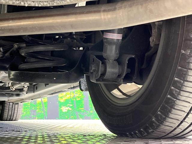 ヴォクシー ＺＳ　煌ＩＩ　禁煙車　後期型　セーフティセンス　ＢＩＧ－Ｘ１１型ナビ　フリップダウンモニター　バックカメラ　両側電動スライド　リアオートエアコン　車線逸脱警報　オートハイビーム　ＬＥＤライト　ＥＴＣ　ドラレコ（20枚目）