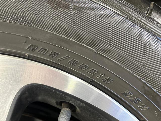 ヴォクシー ＺＳ　煌ＩＩ　禁煙車　後期型　セーフティセンス　ＢＩＧ－Ｘ１１型ナビ　フリップダウンモニター　バックカメラ　両側電動スライド　リアオートエアコン　車線逸脱警報　オートハイビーム　ＬＥＤライト　ＥＴＣ　ドラレコ（41枚目）