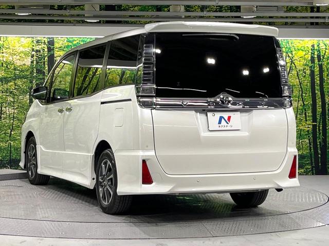 ヴォクシー ＺＳ　煌ＩＩ　禁煙車　後期型　セーフティセンス　ＢＩＧ－Ｘ１１型ナビ　フリップダウンモニター　バックカメラ　両側電動スライド　リアオートエアコン　車線逸脱警報　オートハイビーム　ＬＥＤライト　ＥＴＣ　ドラレコ（44枚目）