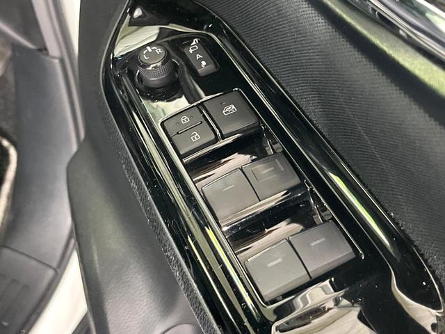ヴォクシー ＺＳ　煌ＩＩ　禁煙車　後期型　セーフティセンス　ＢＩＧ－Ｘ１１型ナビ　フリップダウンモニター　バックカメラ　両側電動スライド　リアオートエアコン　車線逸脱警報　オートハイビーム　ＬＥＤライト　ＥＴＣ　ドラレコ（51枚目）