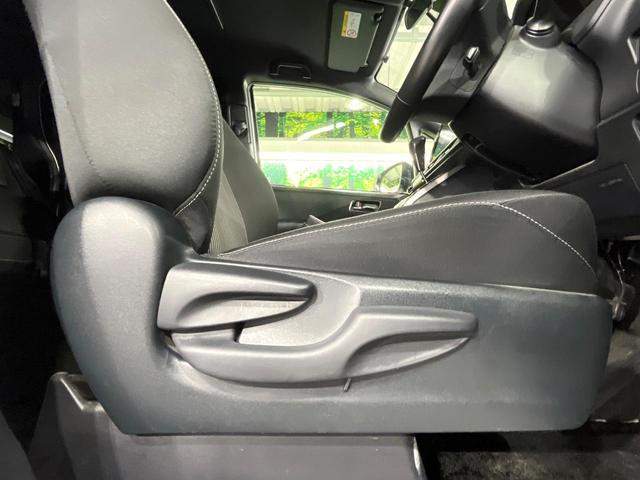 ヴォクシー ＺＳ　煌ＩＩ　禁煙車　後期型　セーフティセンス　ＢＩＧ－Ｘ１１型ナビ　フリップダウンモニター　バックカメラ　両側電動スライド　リアオートエアコン　車線逸脱警報　オートハイビーム　ＬＥＤライト　ＥＴＣ　ドラレコ（61枚目）