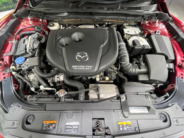 アテンザワゴン XD 禁煙車 ターボ 衝突軽減装置 純正ナビ バックカメラ ブラインドスポットモニター パドルシフト レーダークルーズコントロール HIDライト オートライト オートエアコン 純正19インチAW ETC(18枚目)