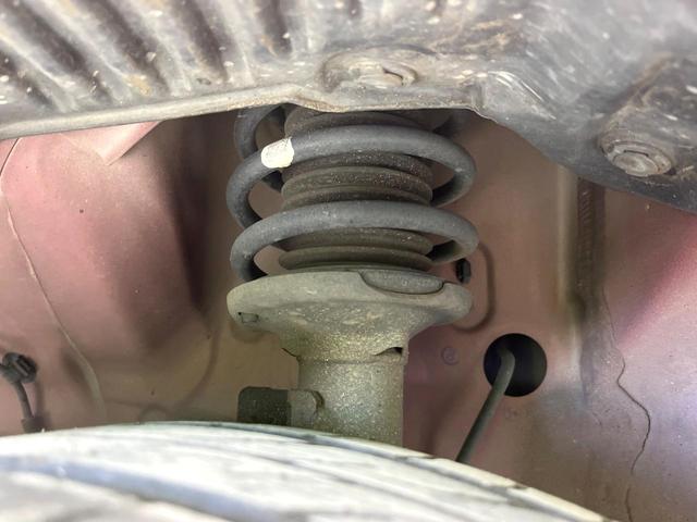 スペーシア ハイブリッドX 禁煙車 衝突軽減装置 純正ナビ 両側電動スライド シートヒーター 誤発進抑制機能 車線逸脱警報 オートエアコン オートライト スマートキー ロールサンシェード 後席サーキュレーター(56枚目)