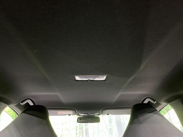 ヤリス X 禁煙車 衝突軽減装置 純正ディスプレイオーディオ バックカメラ クリアランスソナー オートハイビーム スマートキー Bluetooth ステアリングスイッチ バニティミラー(33枚目)