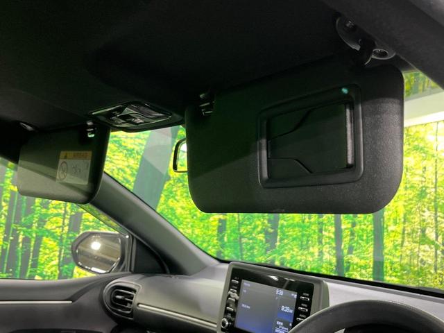 ヤリス X 禁煙車 衝突軽減装置 純正ディスプレイオーディオ バックカメラ クリアランスソナー オートハイビーム スマートキー Bluetooth ステアリングスイッチ バニティミラー(37枚目)