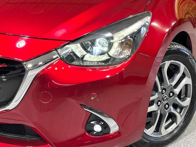 デミオ XDツーリング Lパッケージ 禁煙車 衝突軽減装置 マツダコネクトナビ 360°ビューモニター ブラインドスポットモニター シートヒーター ヘッドアップディスプレイ クルコン ETC LEDヘッド オートライト オートエアコン(12枚目)
