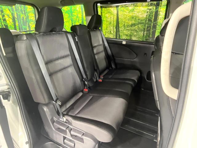 セレナ ハイウェイスターＶ　禁煙車　プロパイロット　衝突軽減装置　純正１０型ナビ　アラウンドビューモニター　ハンズフリー両側電動スライド　ブラインドスポットモニター　デジタルインナーミラー　ＬＥＤヘッド＆フォグ　ＥＴＣ（10枚目）