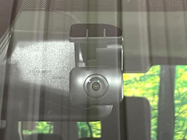 セレナ ハイウェイスターＶ　禁煙車　プロパイロット　衝突軽減装置　純正１０型ナビ　アラウンドビューモニター　ハンズフリー両側電動スライド　ブラインドスポットモニター　デジタルインナーミラー　ＬＥＤヘッド＆フォグ　ＥＴＣ（24枚目）