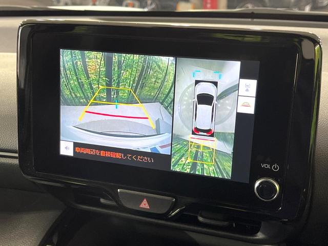 ヤリスクロス ハイブリッドＺ　禁煙車　セーフティセンス　ナビ機能付純正ディスプレイ　全周囲カメラ　ブラインドスポットモニター　前席シートヒーター　パワーシート　ステアリングヒーター　オートハイビーム　ＬＥＤライト　純正１８ＡＷ（5枚目）