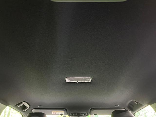 ヤリスクロス ハイブリッドＺ　禁煙車　セーフティセンス　ナビ機能付純正ディスプレイ　全周囲カメラ　ブラインドスポットモニター　前席シートヒーター　パワーシート　ステアリングヒーター　オートハイビーム　ＬＥＤライト　純正１８ＡＷ（61枚目）