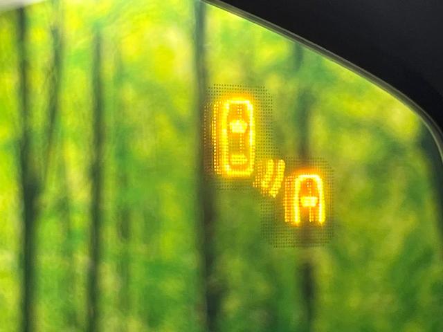 ＣＸ－５ ＸＤ　ブラックトーンエディション　禁煙車　衝突軽減装置　純正１０．２５インチディスプレイ　全周囲カメラ　前席シートヒーター　パワーシート　ステアリングヒーター　パドルシフト　車線逸脱警報　コーナーセンサー　ＬＥＤライト　純正１９ＡＷ（6枚目）