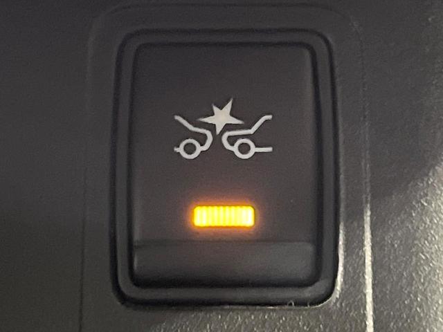 セレナ e-パワー ハイウェイスターV 禁煙車 セーフティパックB プロパイロット 衝突軽減 純正9型ナビ フリップダウンモニター 全周囲カメラ 両側電動ドア デジタルインナーミラー 電動パーキングブレーキ リアオートエアコン ETC(27枚目)