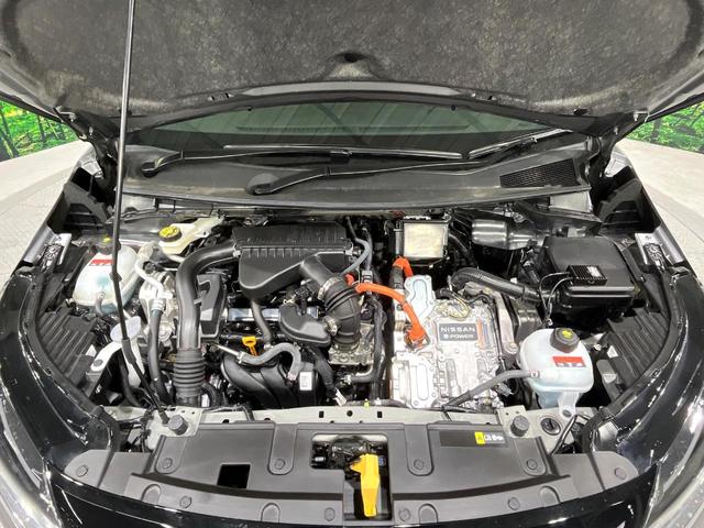 ノート Ｘ　禁煙車　衝突被害軽減装置　純正９型ディスプレイ　オートエアコン　電動パーキングブレーキ　ＬＥＤライト　オートライト　スマートキー　プッシュスタート　ステアリングスイッチ　シートリフター（18枚目）