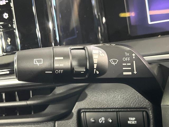 ノート Ｘ　禁煙車　衝突被害軽減装置　純正９型ディスプレイ　オートエアコン　電動パーキングブレーキ　ＬＥＤライト　オートライト　スマートキー　プッシュスタート　ステアリングスイッチ　シートリフター（21枚目）