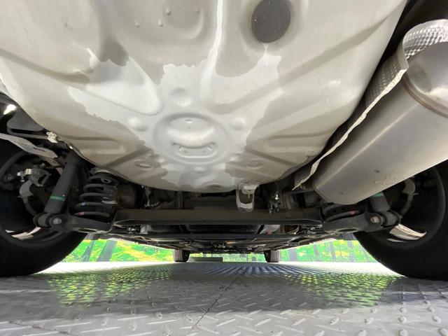 プリウス S 禁煙車 純正8型ナビ バックカメラ ドラレコ ETC HIDヘッド オートライト オートエアコン スマートキー フルセグ Bluetooth 純正15インチAW 横滑り機能 電動格納ミラー(19枚目)